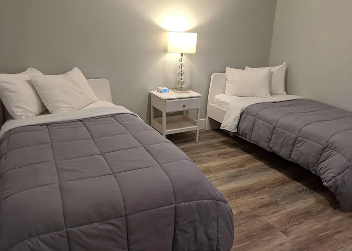 Best Western Premier Ashton Suites - Willowbrook