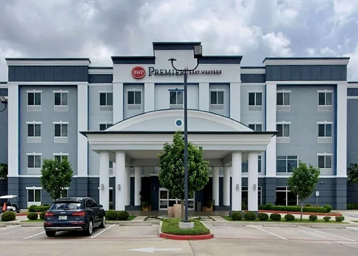 Best Western Premier Ashton Suites - Willowbrook