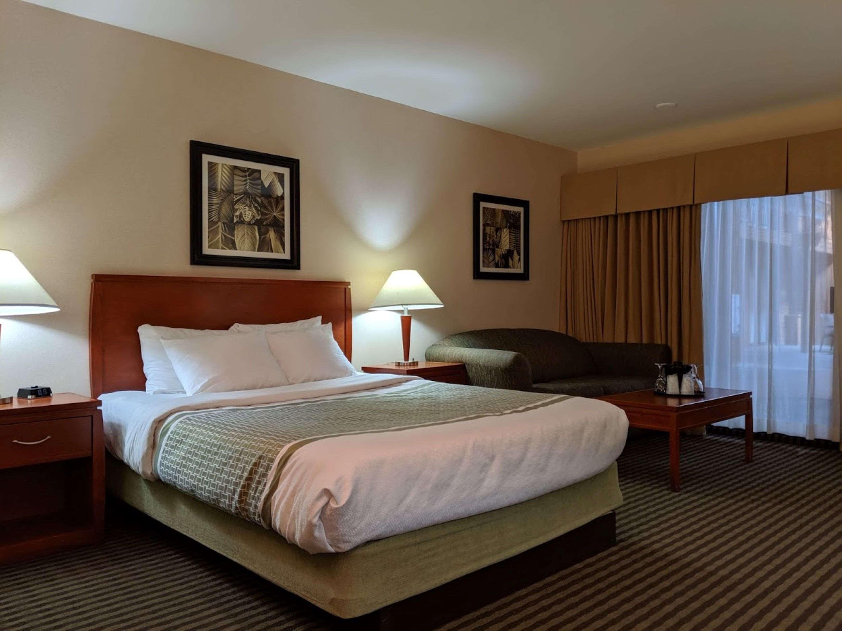 Western Premier Ashton - Willowbrook Hotel