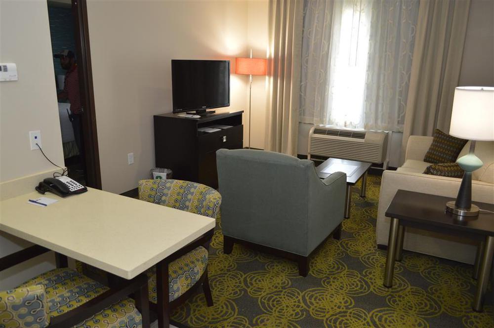 Western Premier Ashton - Willowbrook Hotel 3*
