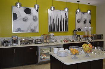 Western Premier Ashton - Willowbrook Hotel 3*